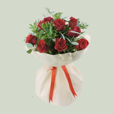 bouquet with red roses